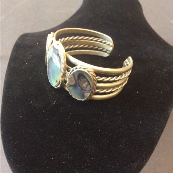 Vintage Silver & Abalone Women’s Bracelet - Picture 3 of 4